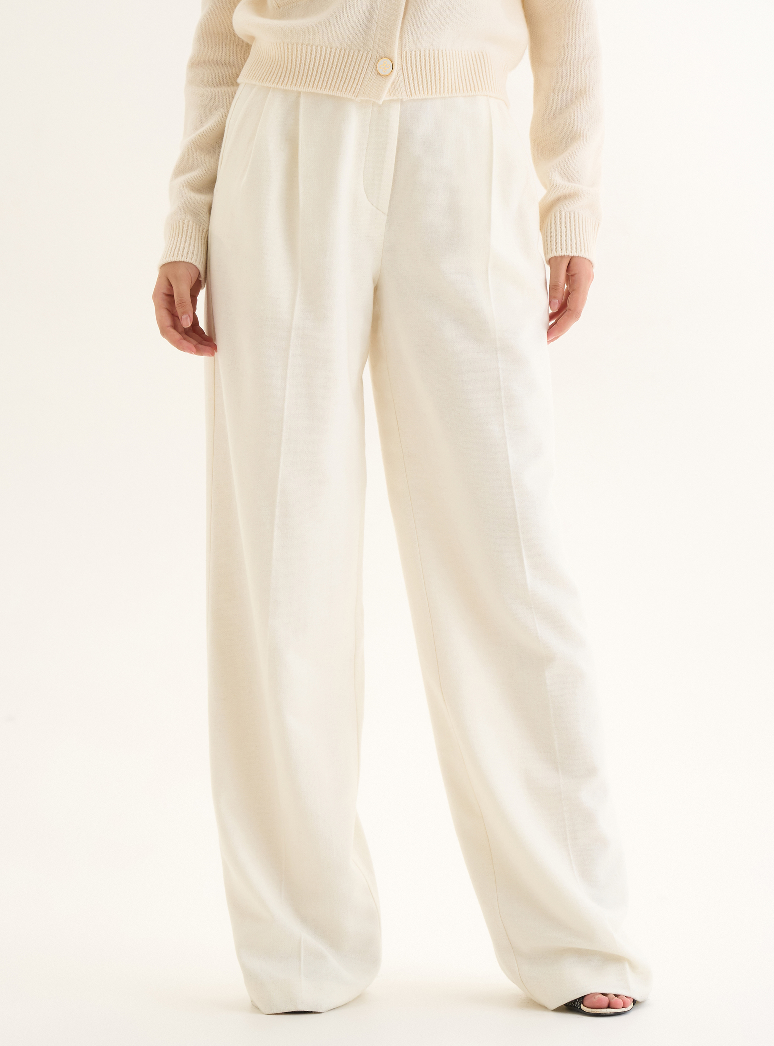 Брюки с защипами из шерсти, фото 2 Брюки с защипами из шерсти, фото 2