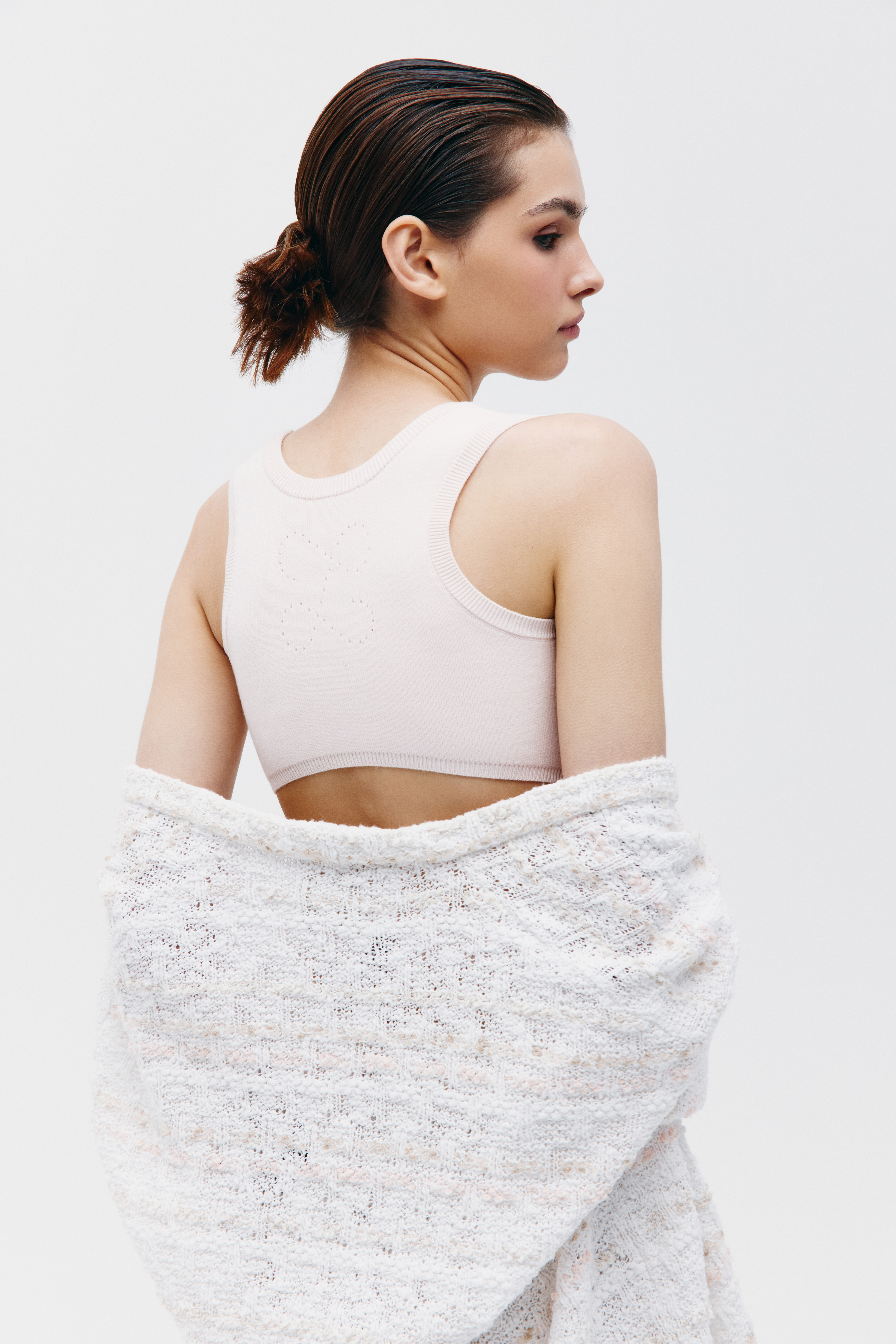 Топ с вырезом, фото 1 Топ с вырезом, фото 1