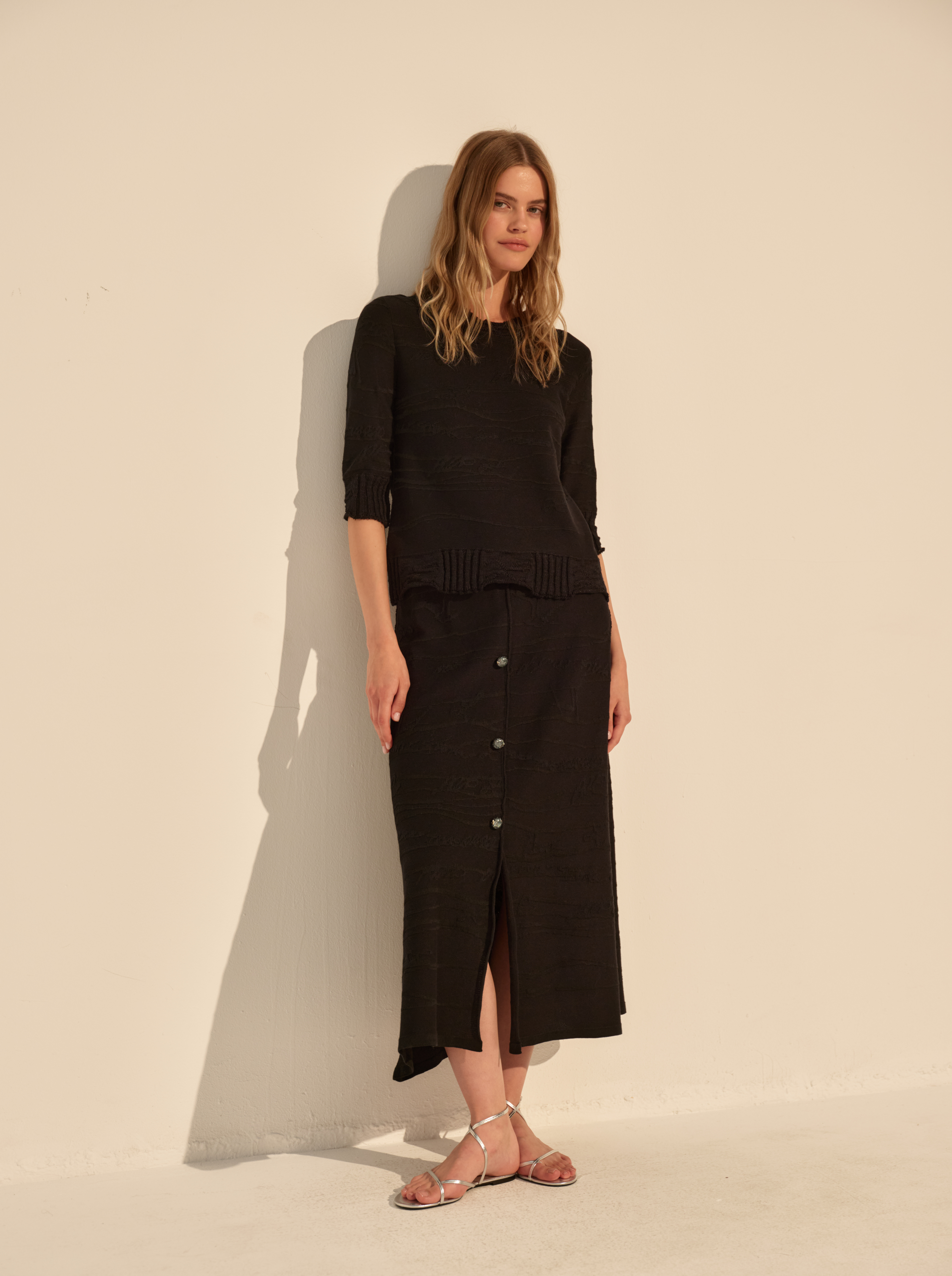 Трикотажный джемпер женский AND The Brand чёрного цвета, фото 3