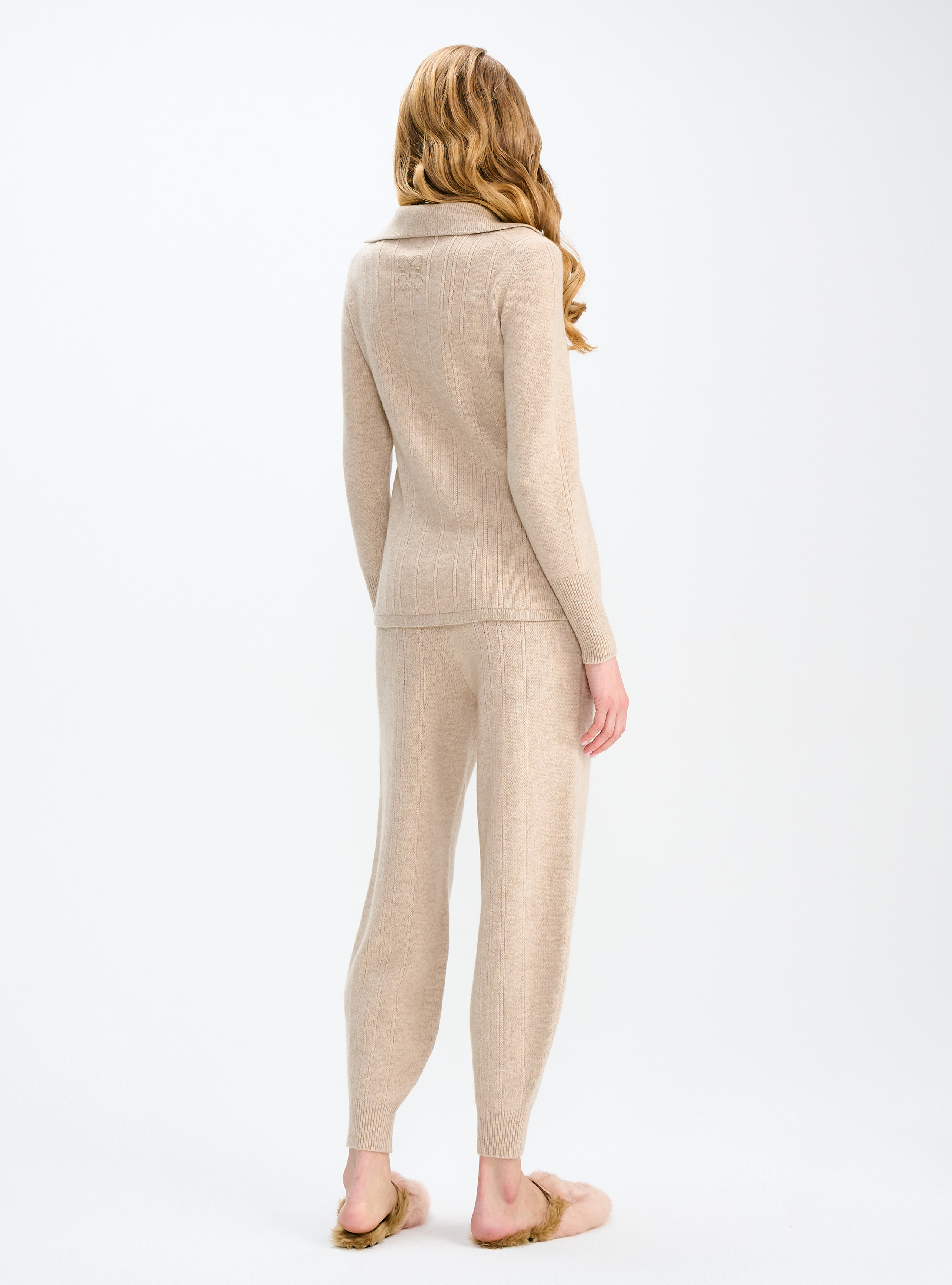 Брюки-джоггеры из кашемира, фото 2 Брюки-джоггеры из кашемира, фото 2