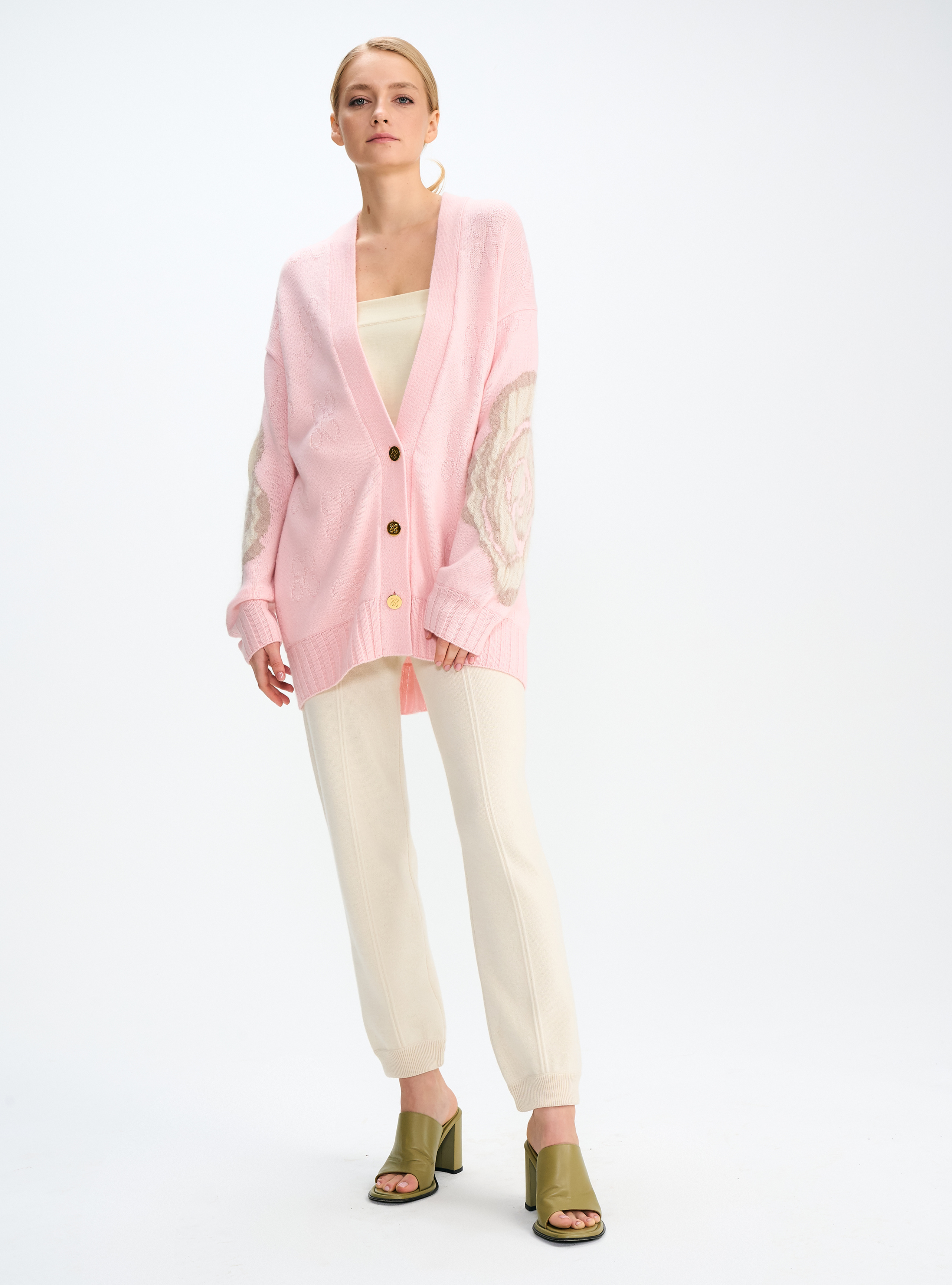 Кардиган с розами, фото 1